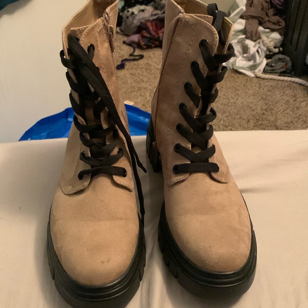 Limelight Light Brown Boots